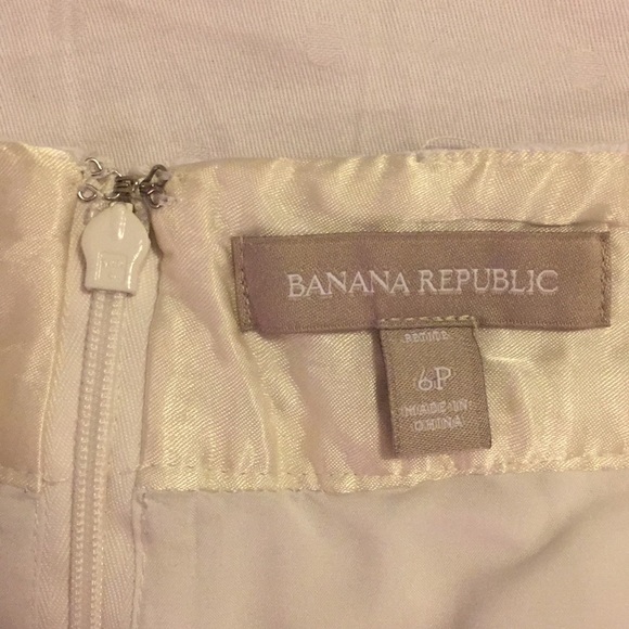 Banana Republic White Eyelet Pencil Skirt - Picture 7 of 7